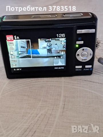 Фотоапарат, снимка 4 - Фотоапарати - 51378676