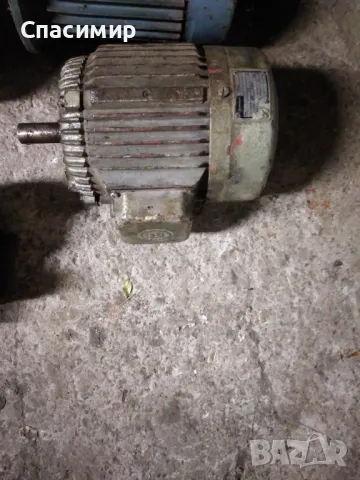 Ел двигател 1,1kw на 1435об трифазен , снимка 2 - Електродвигатели - 48086571
