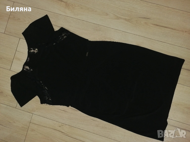 Черна рокля GUESS