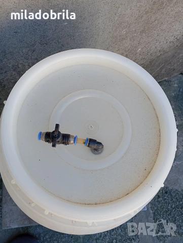 Бидон 70 литра, снимка 2 - Бидони, бурета и бъчви - 53343080