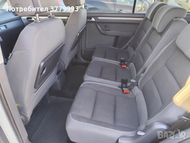 VW Touran 2.0 TDI Automatic, Фолксваген Тауран 2.0 TDI Автоматик , снимка 8 - Автомобили и джипове - 52381377