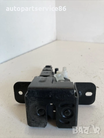 Механизъм за заключване на заден капак заден за KIA Sorento 2.5 CRDi (2009) 