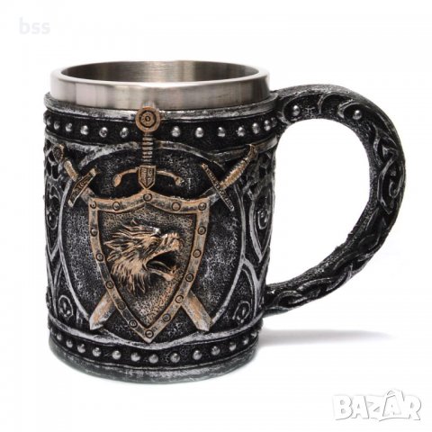Код 94171 Стилна чаша от полирезин с релефни декорации - герои, мечове и щитове, снимка 2 - Чаши - 37030400