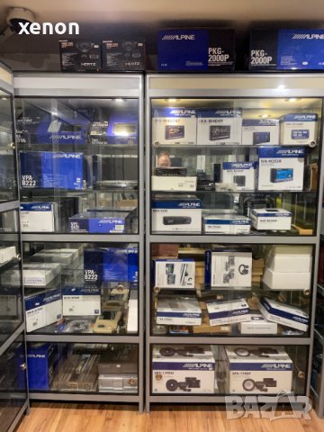 Alpine 10" таванен монитор + DVD за задните седалки PKG-2000P, снимка 9 - Аксесоари и консумативи - 34550026