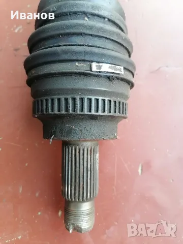 полуоска предна лява BMW E90 330xd, снимка 4 - Части - 55942986