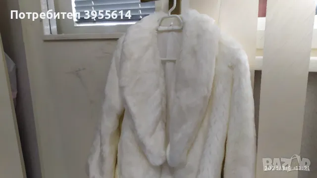 Продавам дамско късо палто от еко кожа, снимка 2 - Палта, манта - 48600060