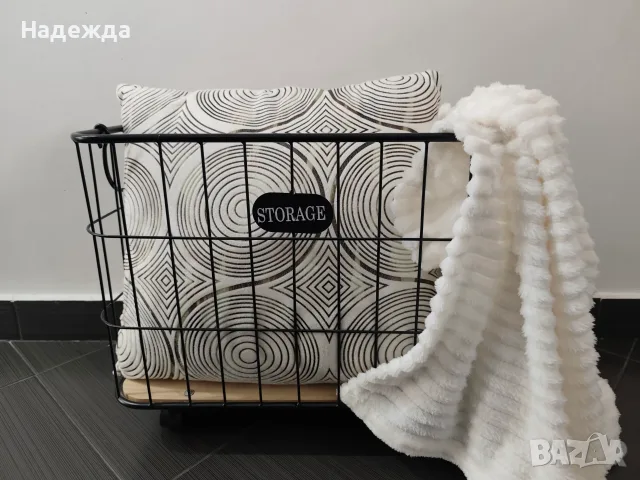 Метален кош за съхранение с колелца