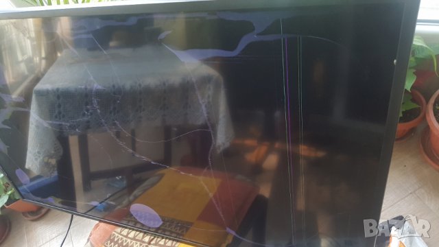 TV SAMSUNG UE40NU7110W -счупен екран, снимка 3 - Части и Платки - 29602323