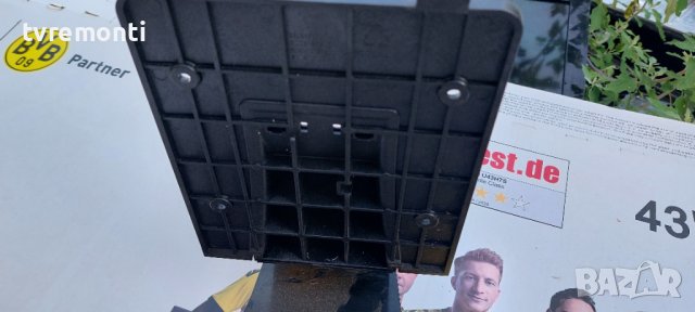 ORIGINAL Samsung модел UE55JS8590TTV BASE NECK STAND Bn61-12127X , снимка 2 - Стойки, 3D очила, аксесоари - 37754556