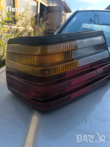 Оригинални стопове Hella за Мерцедес 124, снимка 8 - Части - 52666637