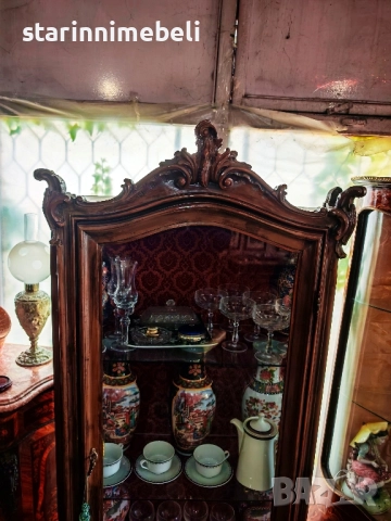 Антикварна дървена витрина , снимка 2 - Секции и витрини - 52359869