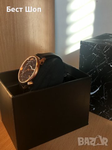 Оригинален дамски часовник Komono , снимка 5 - Дамски - 37915406