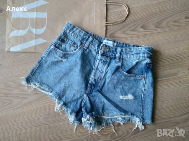 Zara - къси дънкови панталони, снимка 1 - Къси панталони и бермуди - 36611532