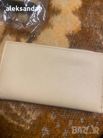 Дамско портмоне Stradivarios, снимка 3 - Портфейли, портмонета - 52966352