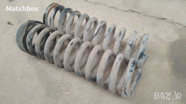 Задни пружини за Мерцедес 124 седан, снимка 2 - Части - 51365430