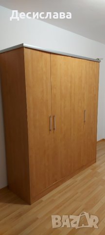 Гардероб четирикрилен 202 х 180 х 53,5 см цвят медна круша, снимка 2 - Гардероби - 42065861