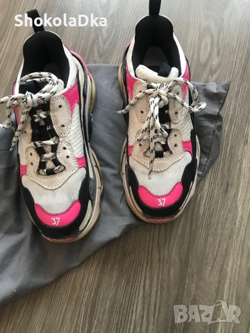 Balenciaga Triple S 37