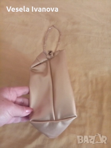 Дамска чанта , снимка 2 - Чанти - 54225378