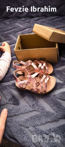 Продавам нови, някои носени по веднъж дрешки, обувки, сандали за момиче , снимка 12 - Детски сандали и чехли - 53925145