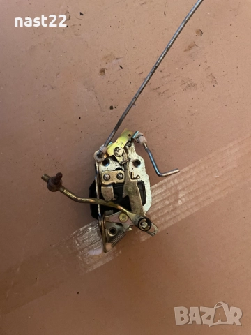 Дясна брава за врата Сузуки Самурай, снимка 3 - Части - 52343842