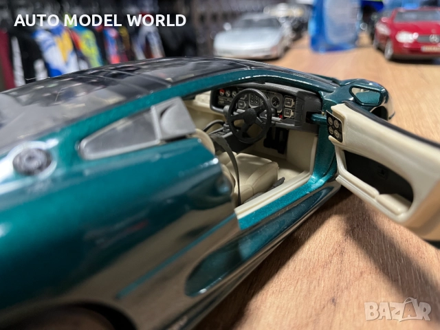 МАISTO колекционерски модел JAGUAR XJ220 2004 г. 1:18 мащаб, снимка 7 - Колекции - 52879186