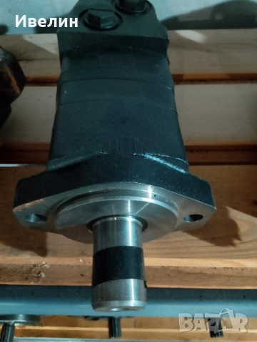 Хидро мотор Eaton-Char lynn, снимка 4 - Резервни части за машини - 51638484