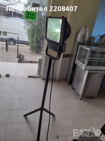 Прожектор, снимка 5 - Друго търговско оборудване - 39873761