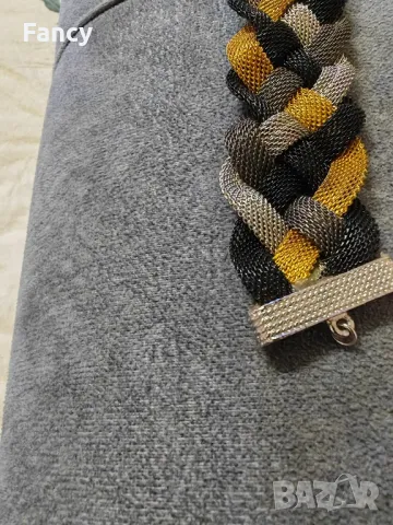 Метална, четирицветна плетена гривна, снимка 6 - Гривни - 49236780