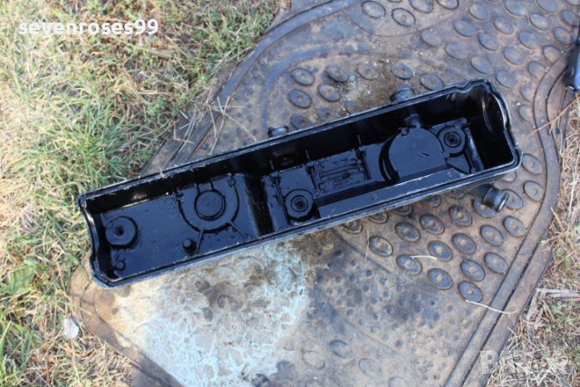 Капак двигател разпределителен вал Форд Фокус 1 1.8tdci 90 Ford Focus 2000 хечбек YS4Q-6007-CA, снимка 4 - Части - 42554142