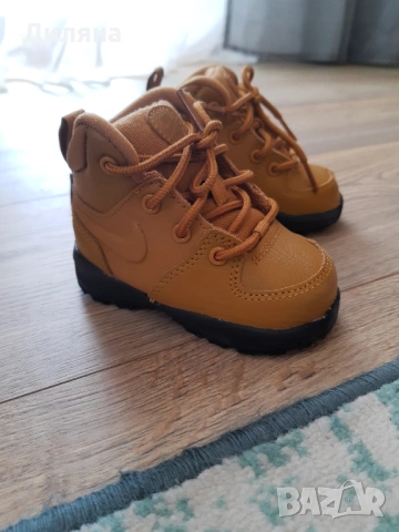 Бебешки маратонки Nike