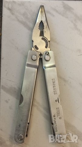 Инструментален комплект с многофункционални клещи. , снимка 5 - Куфари с инструменти - 40698896