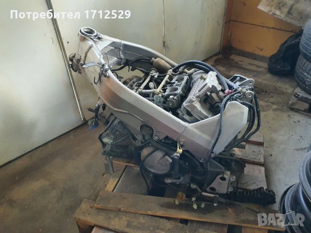 Двигател за Honda VFR 800 V-TEC, снимка 2 - Мотоциклети и мототехника - 31225491