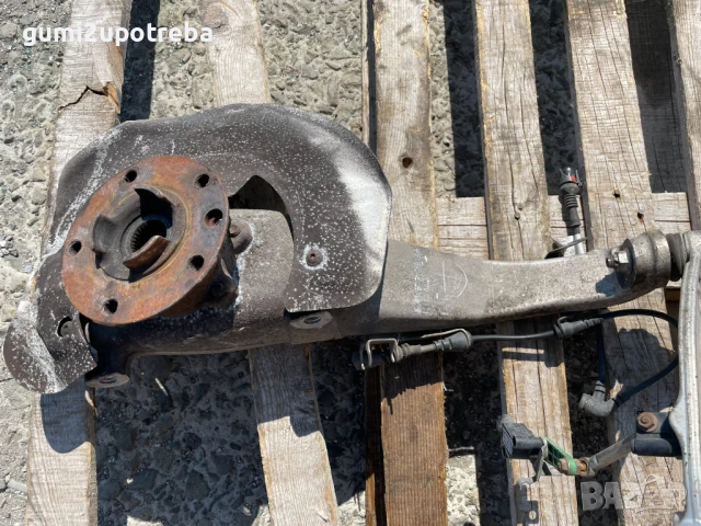 Шенкел Главина Преден Десен Porsche Cayenne 3.0D 92A/EG22/2012