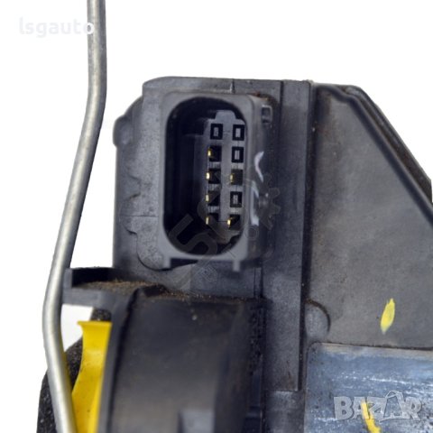 Брава предна лява врата Opel Astra (J)(2010-2018) ID: 98524, снимка 2 - Части - 40335935