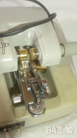 Машина за лещи (lens groover) Wanshida NH-800, снимка 4 - Други машини и части - 52094242