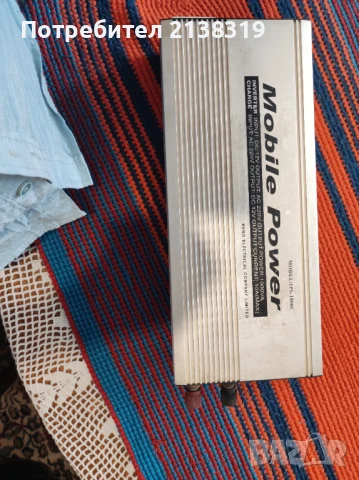 Инверторен преобразувател от 12v на 220v с вградено зарядно устройство за акумулатор 12в/10А- 1000w, снимка 2 - Друга електроника - 51081849