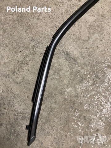 Лайсна задна лява врата Тойота ЦХР Toyota C-HR, снимка 2 - Части - 51077352