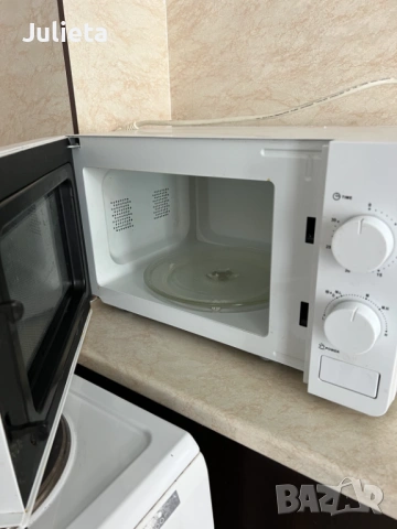 Микровълнова печка Crown - CDMO-2083, 700 W, 20 л, бяла, снимка 2 - Микровълнови - 53929016