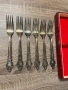 Винтидж комплект вилици от мельхиор (6 броя) в оригинален футляр, снимка 3