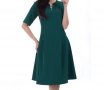 Зелена рокля с ефектно деколте марка Margo Collection