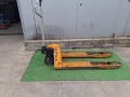 Палетна количка 2500 Кг, снимка 1