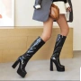 Ботуши на ток - черен лак, снимка 1