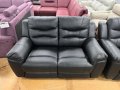 Черни кожени дивани две двойки с релаксиращ механизъм, снимка 11