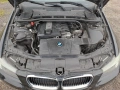 BMW 320i Седан, снимка 15