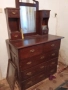 Продавам запазен скрин от плътна дървесина имащ тоалетка и 9 чекмеджета не пребоядисван., снимка 2