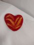 Голяма, зимна брошка за връхна дреха от вълнен филц  Огнено Сърце, снимка 1 - Други - 42917797