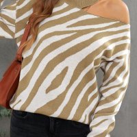 Дамски пуловер в бежов цвят със зебра принт и голо рамо, снимка 5 - Блузи с дълъг ръкав и пуловери - 42781498