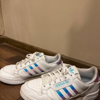 Дамски кецове Adidas, снимка 2 - Дамски боти - 42855250