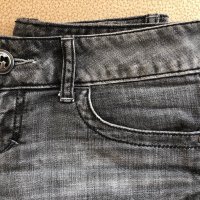 Къси дънкови панталонки Guess, снимка 8 - Къси панталони и бермуди - 29671548