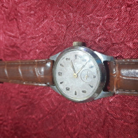 Стар механичен часовник, снимка 8 - Антикварни и старинни предмети - 36402227